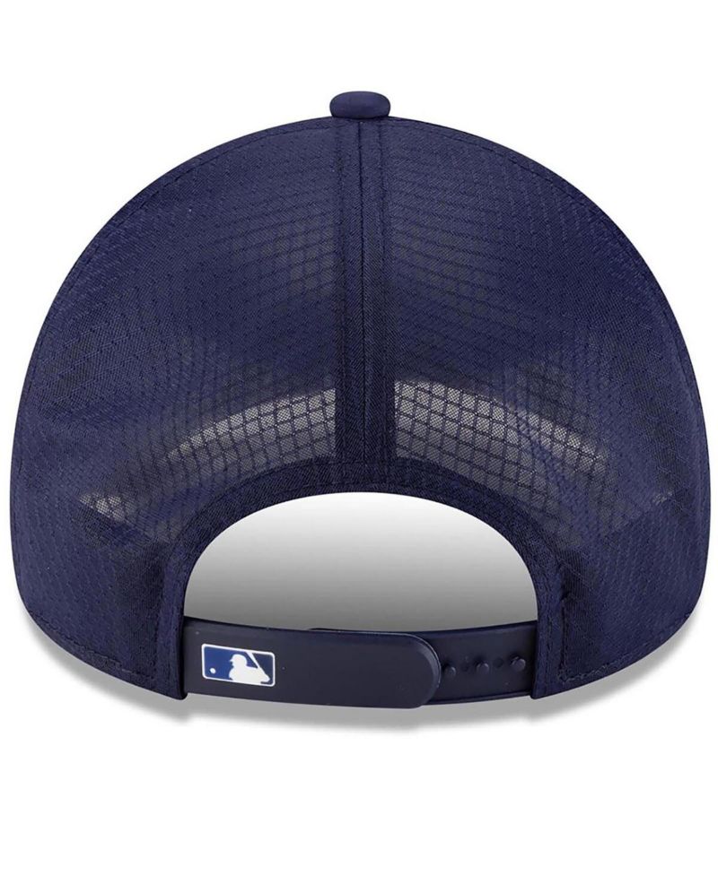 Men's Navy Toronto Blue Jays 2026 Batting Practice Apex 9FORTY Adjustable Trucker Hat