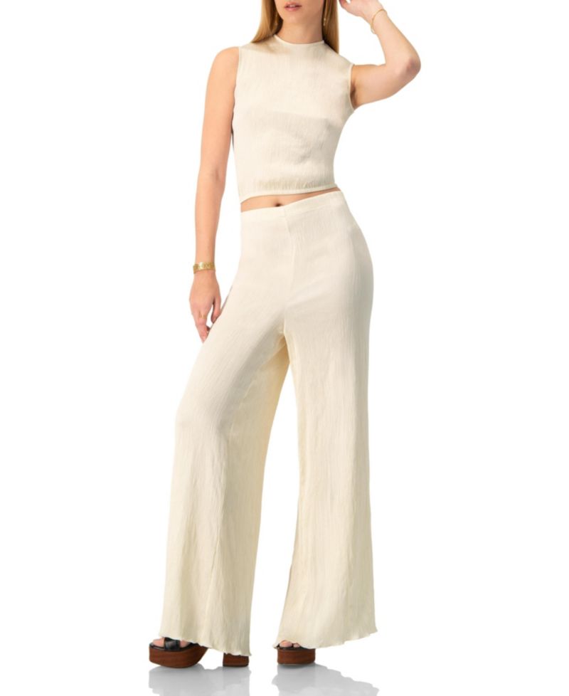 Women's Sleeveless Round Neck Top