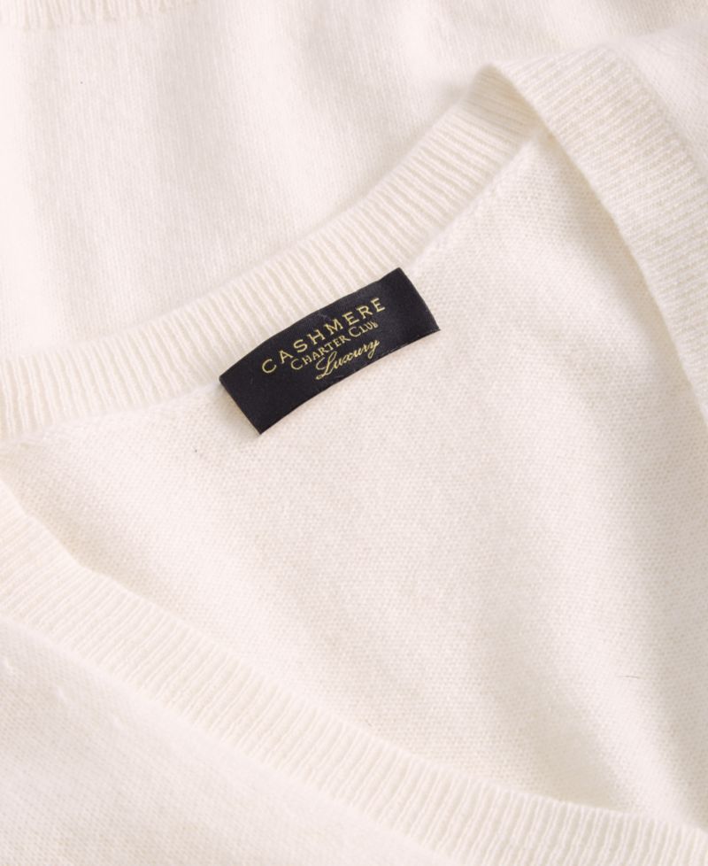 100% Cashmere Petite V-Neck Long-Sleeve Sweater