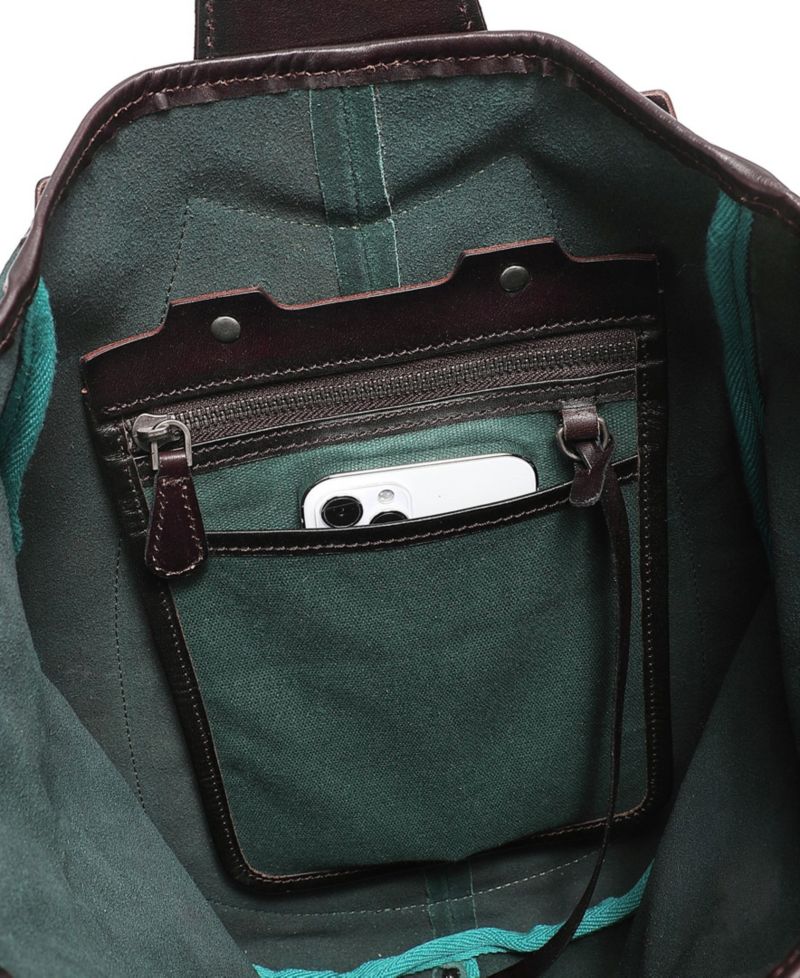 Daisy Medium Leather Sling Bag
