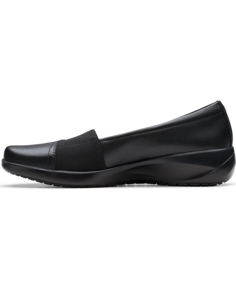Women's Kaetlyn Rhea Round Toe Loafers
