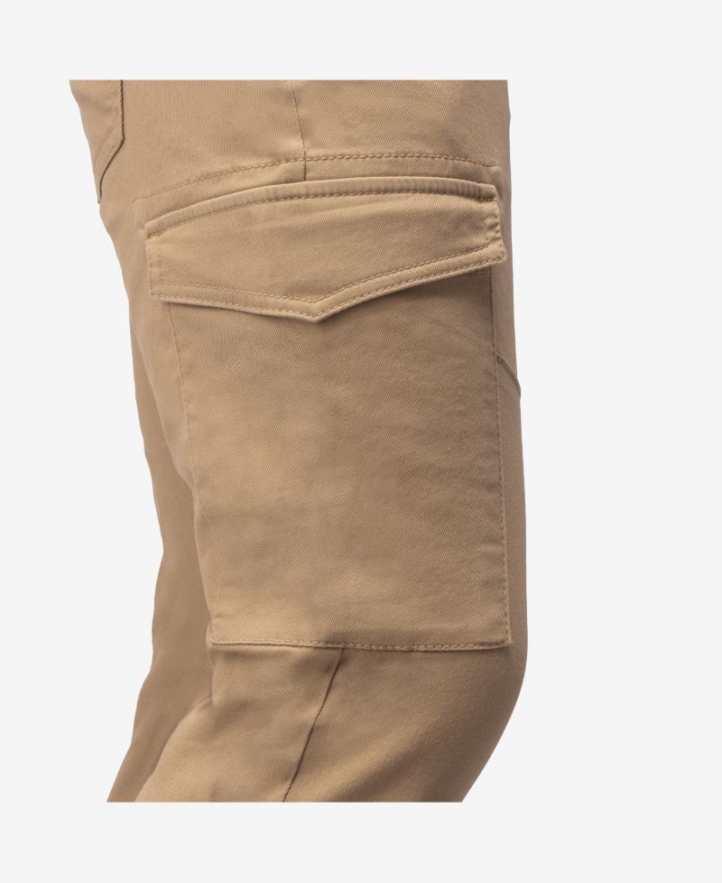 Men's Commuter Pants With Cargo Pockets