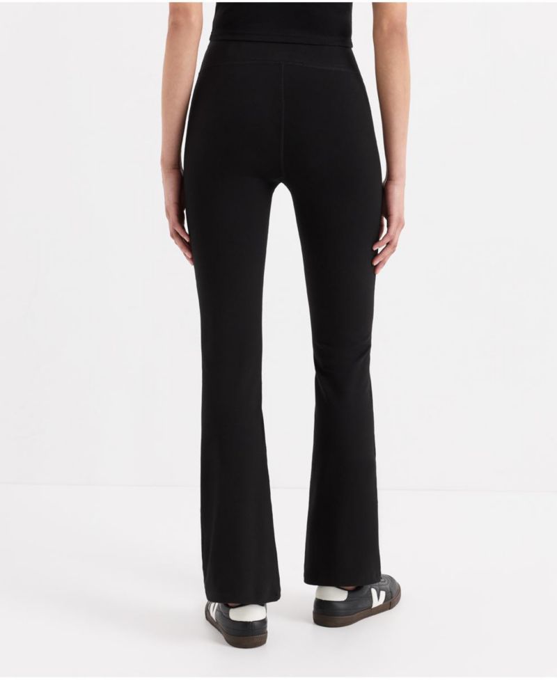 Women's On The Go-To Contour Compression Flare Bootcut Leggings