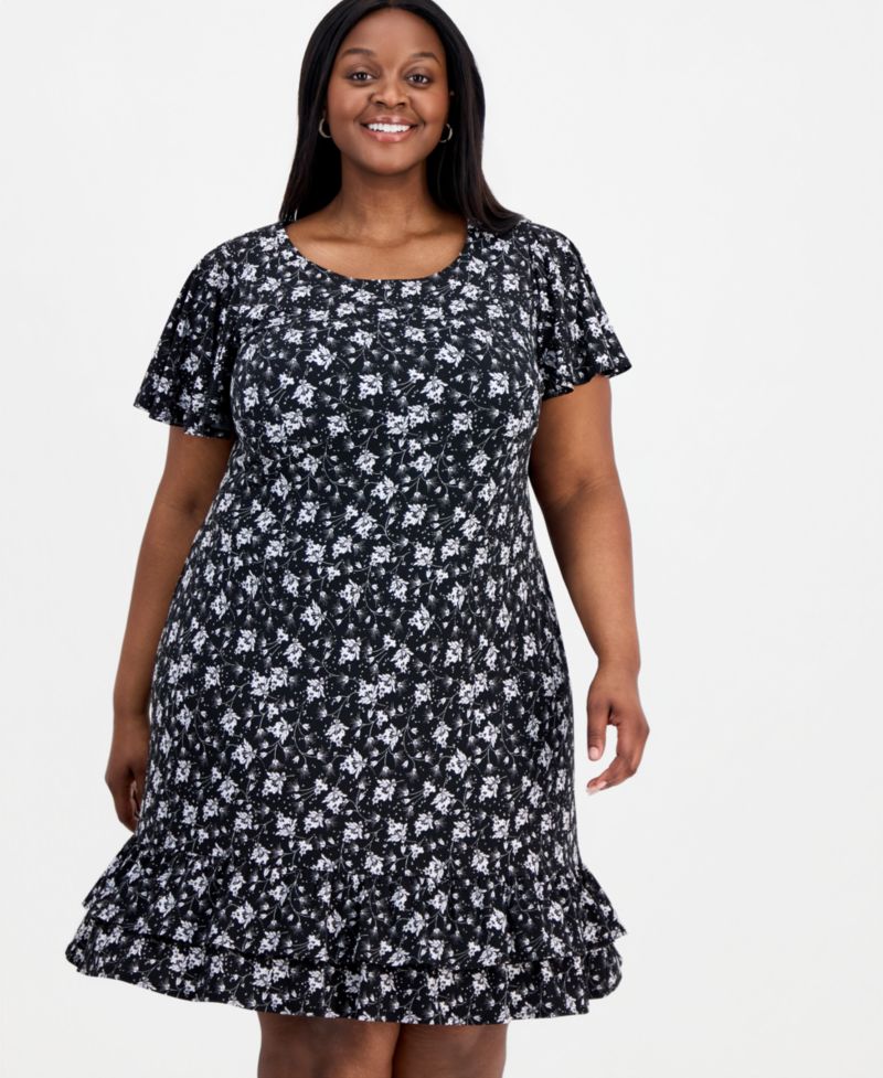Plus Size Round-Neck Short-Sleeve Dress