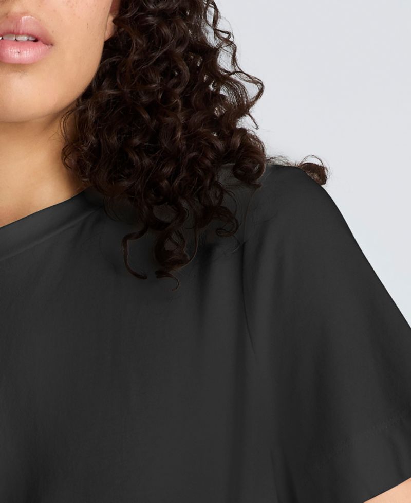 Women's Short-Sleeve High-Low Pleated Back T-Shirt