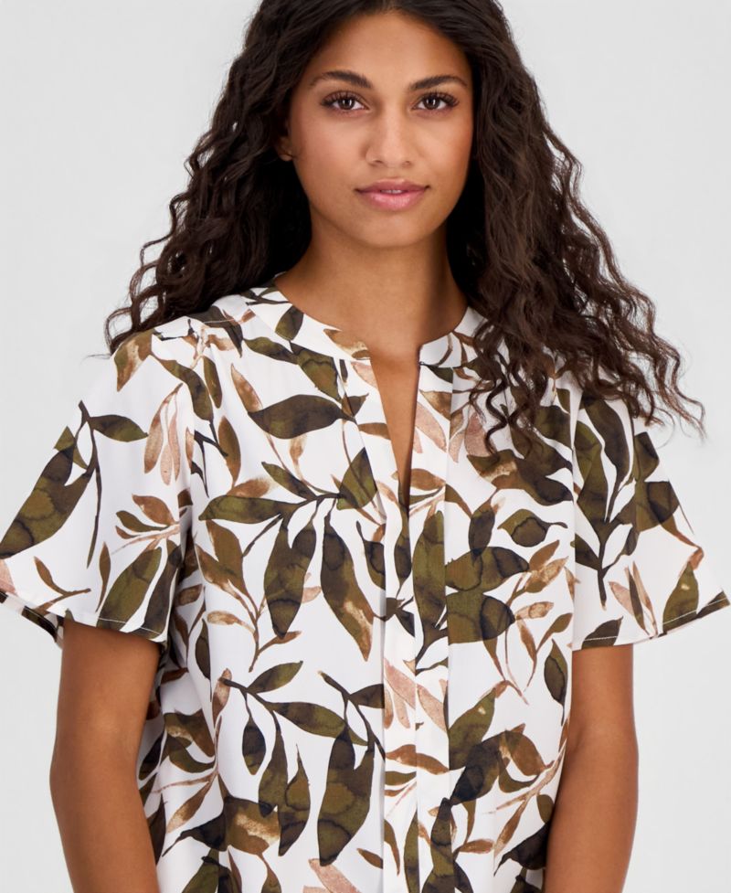 Petite Printed Flutter-Sleeve Top