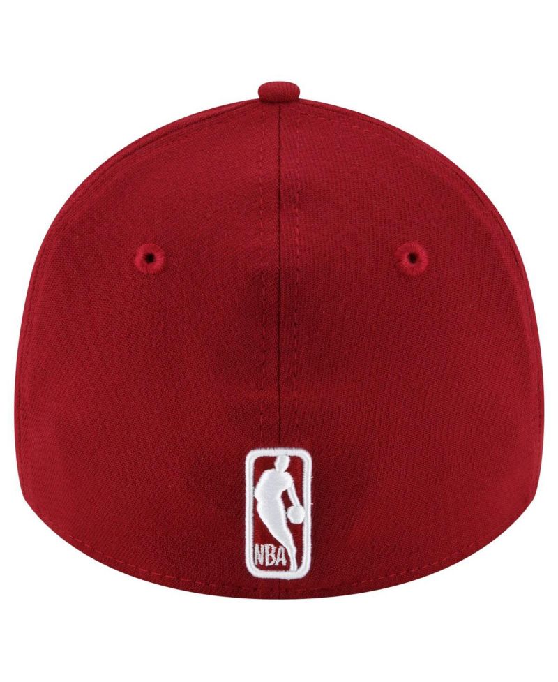 Men's Wine Cleveland Cavaliers Logo 39THIRTY Flex Hat