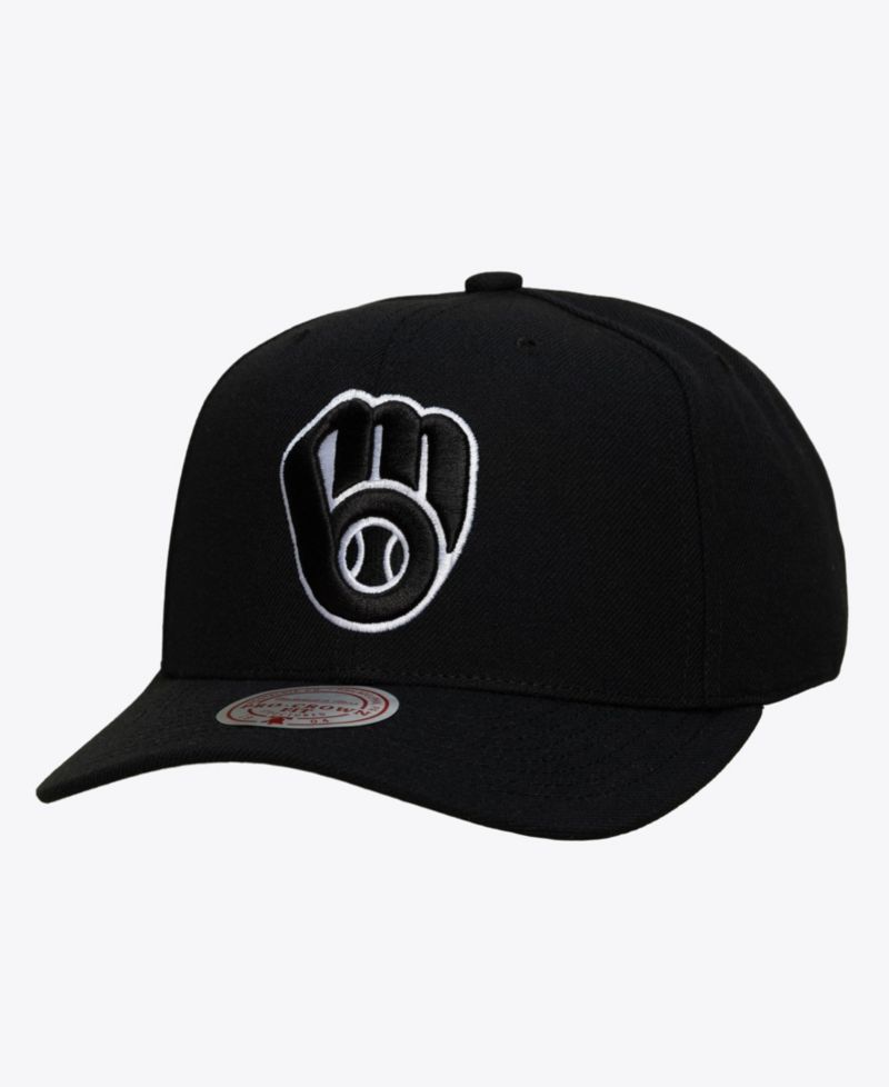 Men's Black Milwaukee Brewers Black and White Pro Crown Snapback