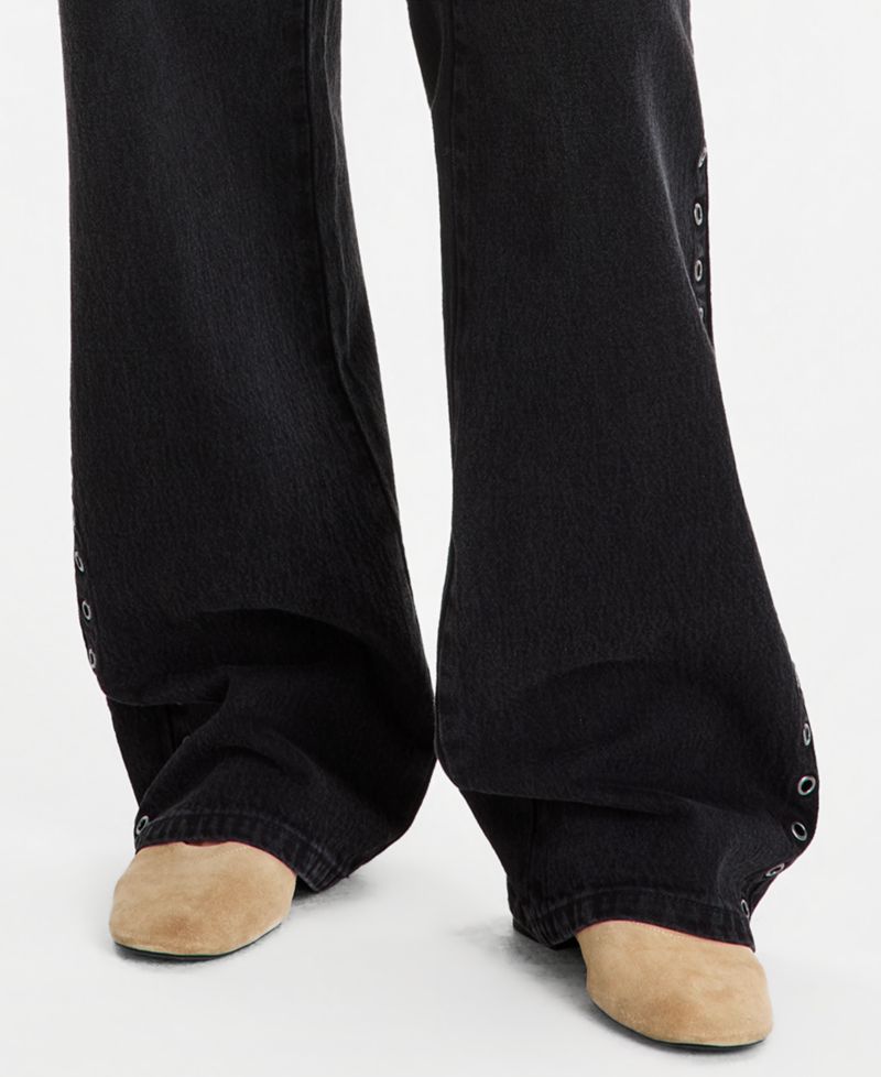 Trendy Plus Size Wide-Leg Jeans