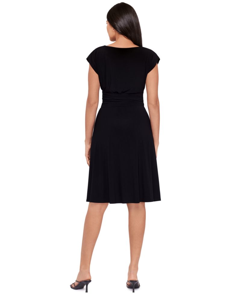 Women's Boat Neck Pull-On Shaping Dress