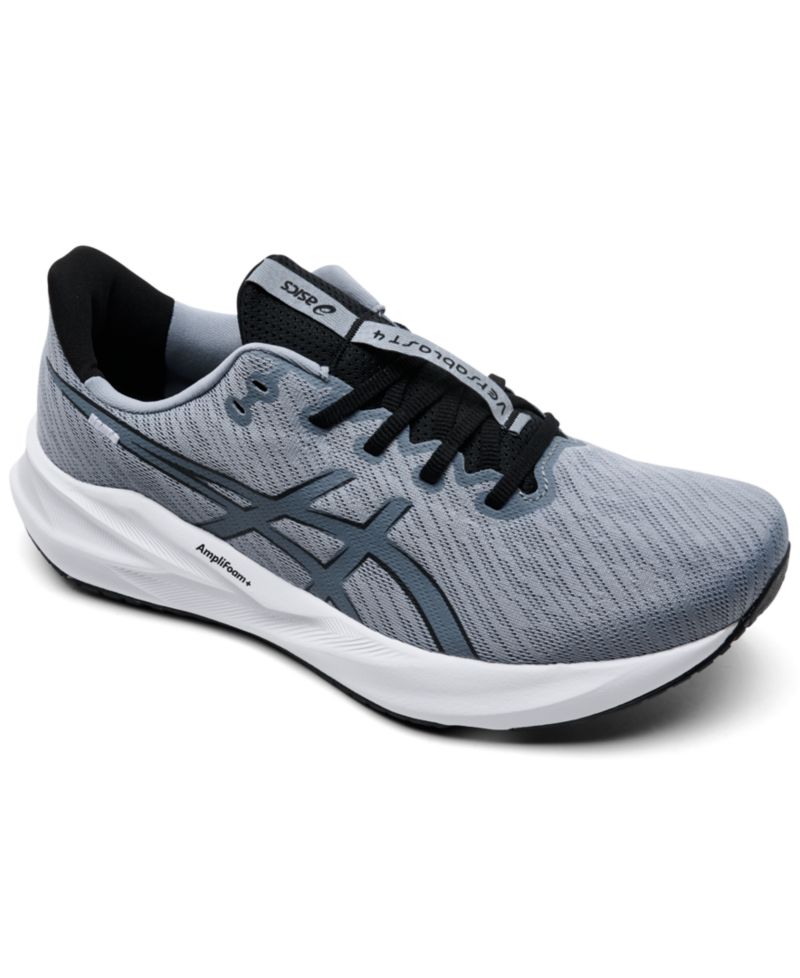 Men's VERSABLAST 4 Running Sneakers from Finish Line