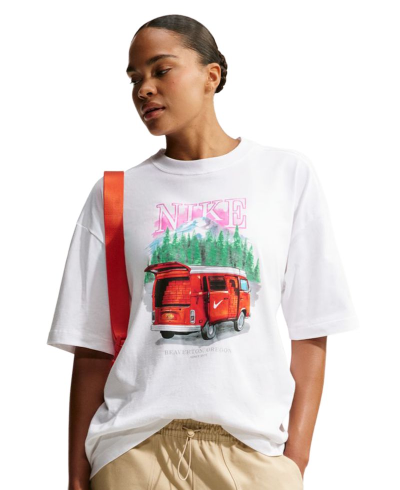 Women's Sportswear Classic Oversized T-Shirt