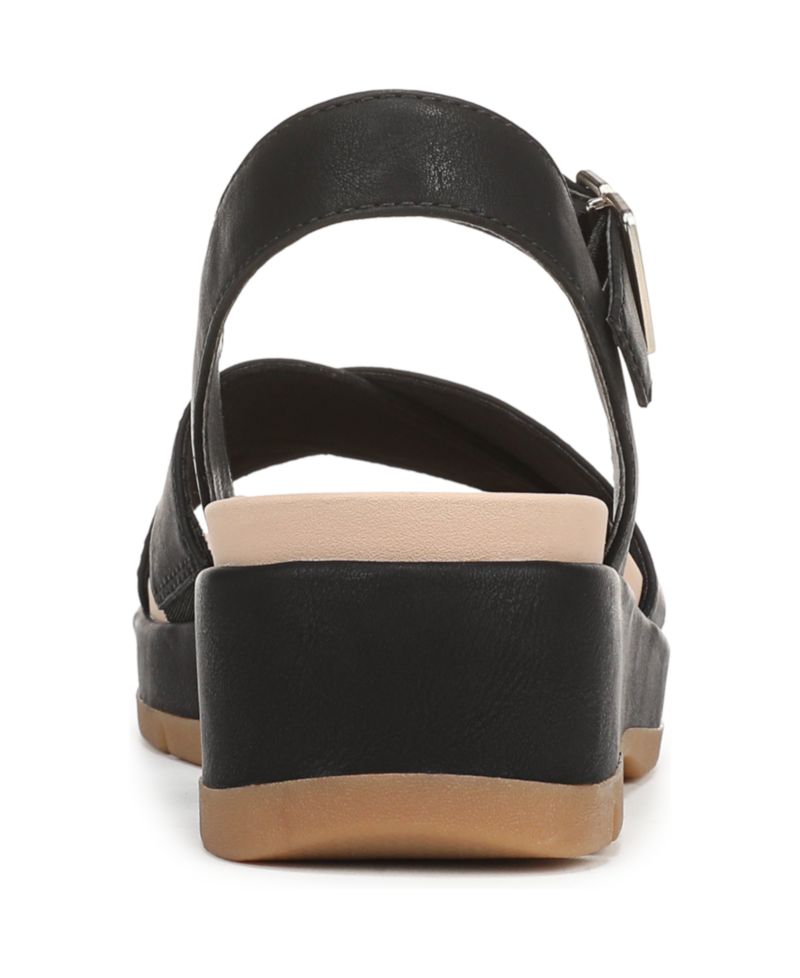 Women's Free Love Strappy Sandals