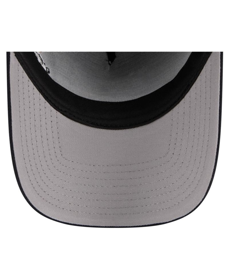 Big Boys and Girls Navy Cleveland Guardians Looney Tunes A-Frame 9FORTY Adjustable Hat