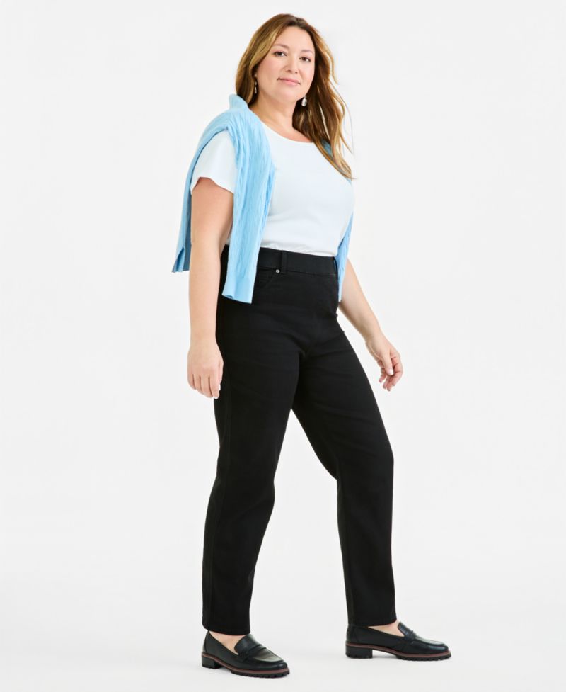 Plus Size Shaping Pull-On Straight Jeans