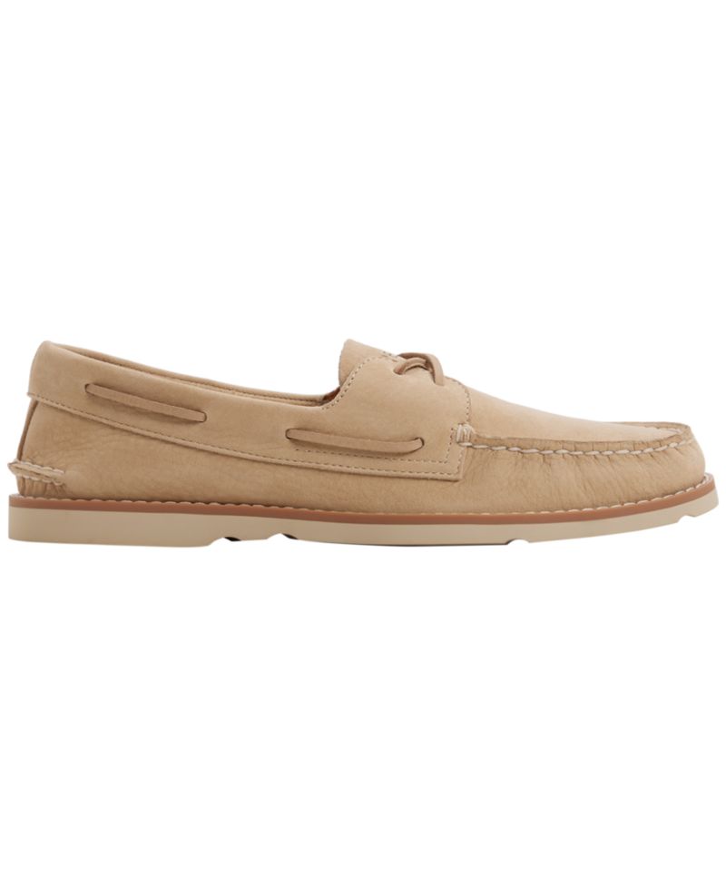 Men's Lace-Up Boat Shoes