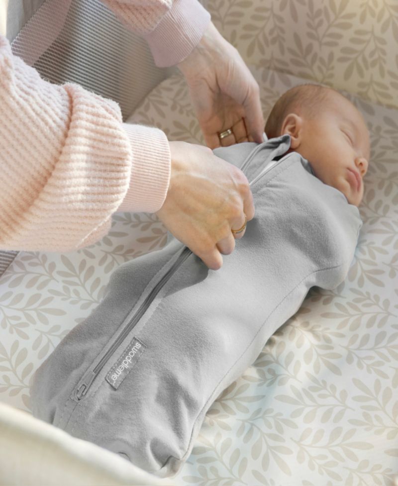 Baby SwaddleMe by Ingenuity Pod