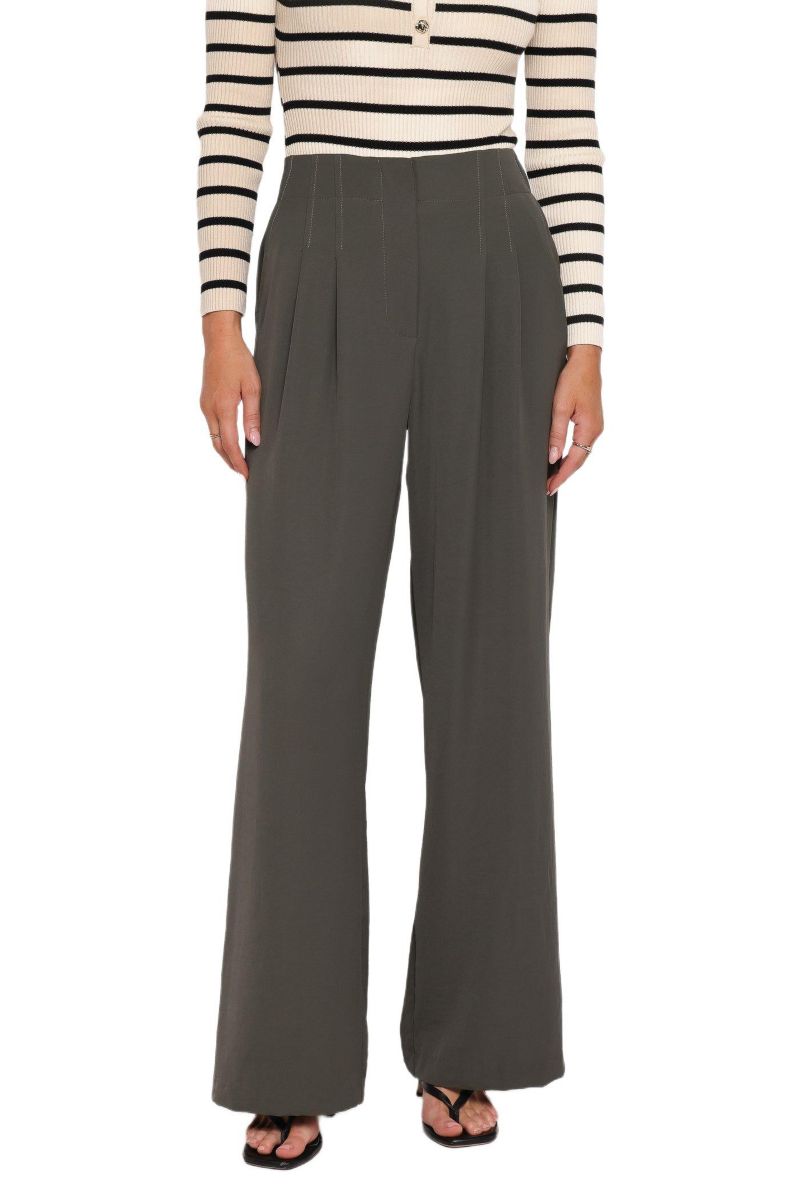 Women's Hayden Pleated Wide Leg Pant