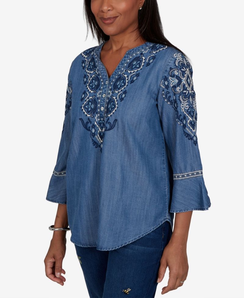 Women's Woven Split V-Neck 3/4-Sleeve Button-Front Blouse