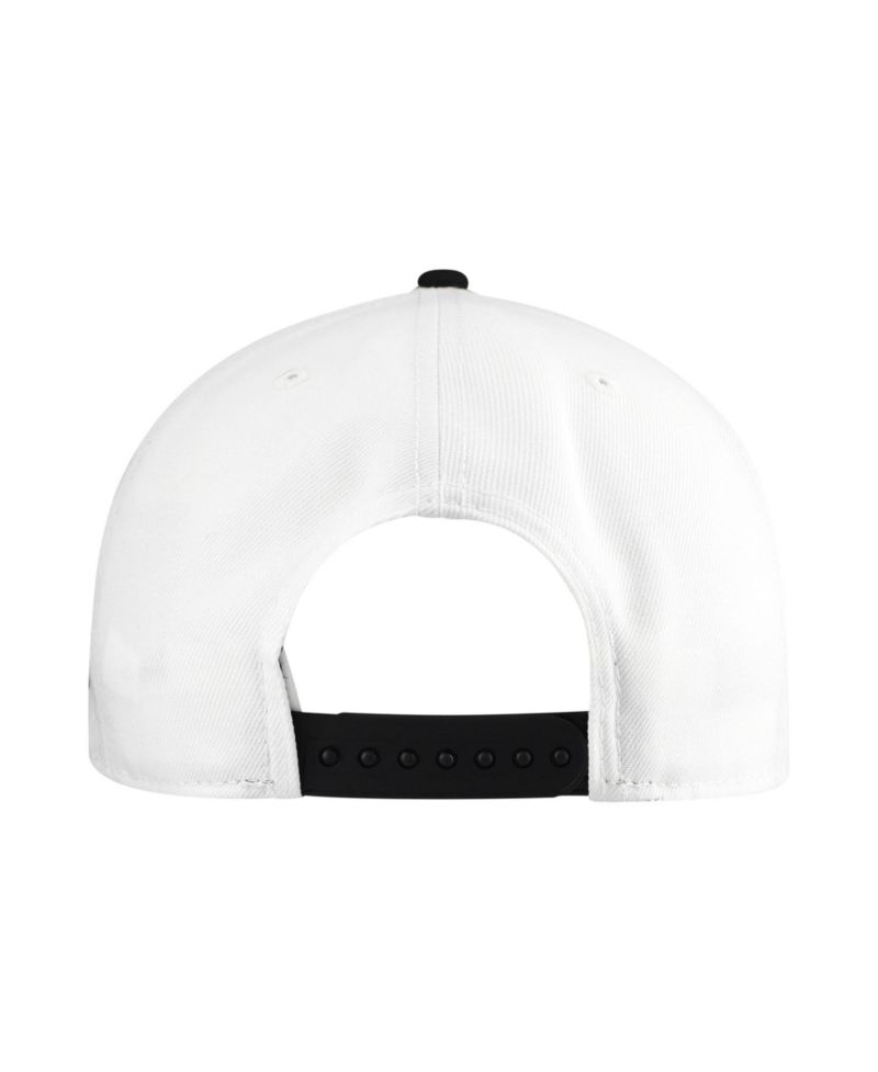 Men's White/Black Chicago Bulls Retro Swoop 9FIFTY Snapback Hat