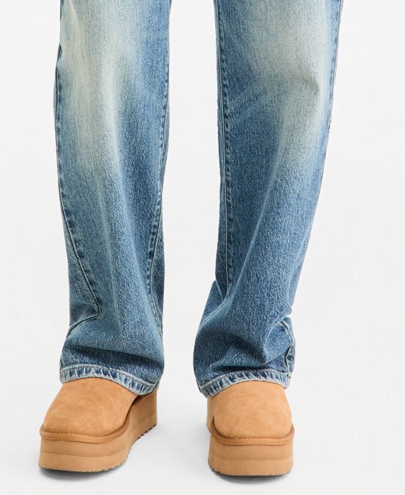 Juniors' V-Pitch Straight-Leg Jeans