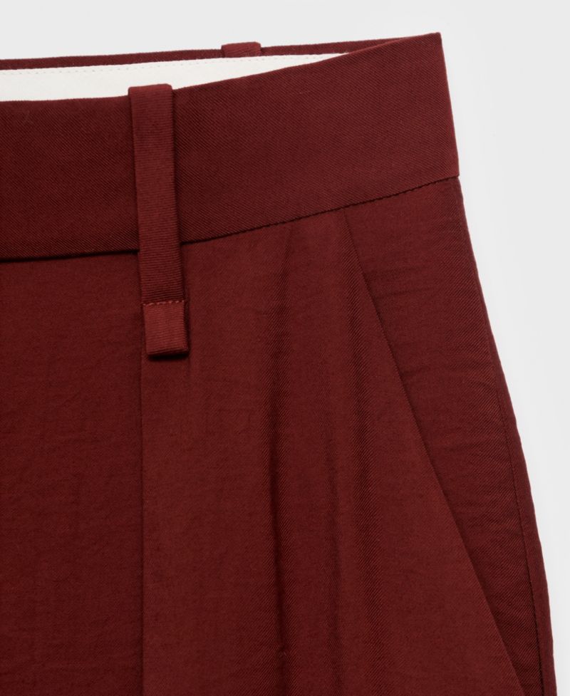 Women's Straight-Fit Pleated Pants
