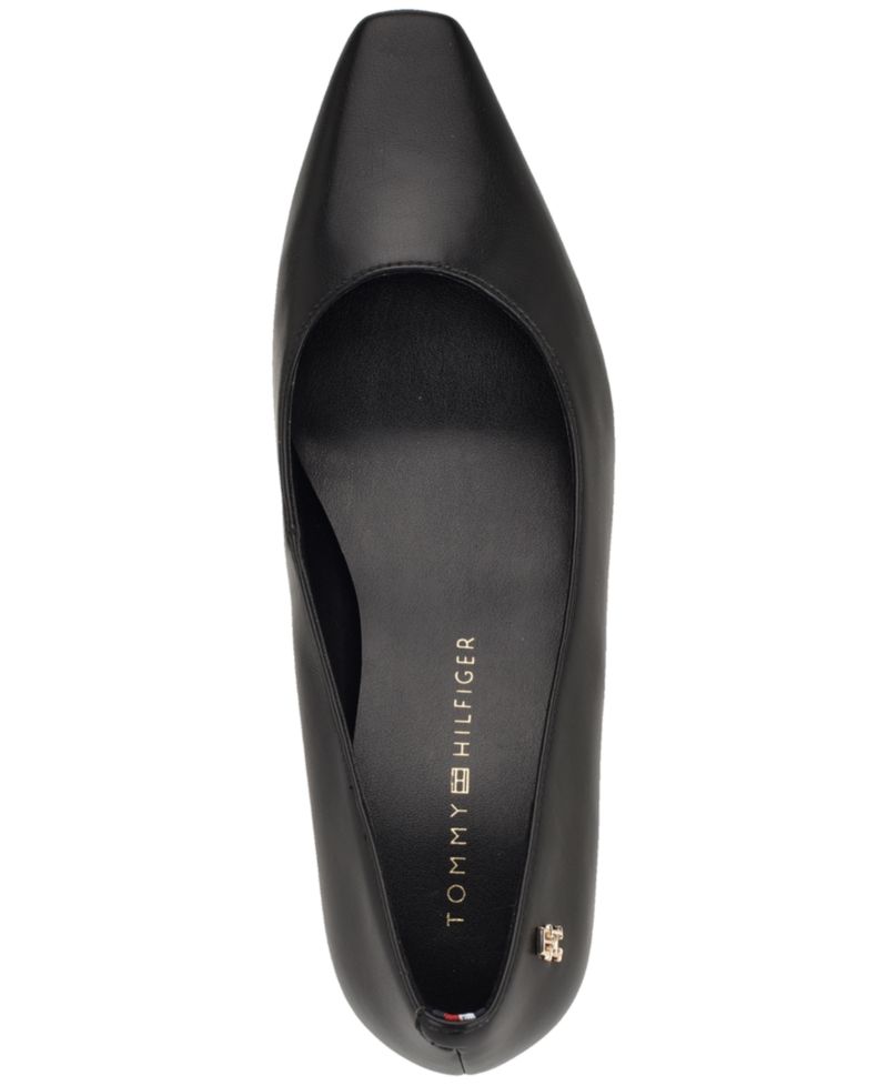 Women's Opheili Classic Block Heel Pumps