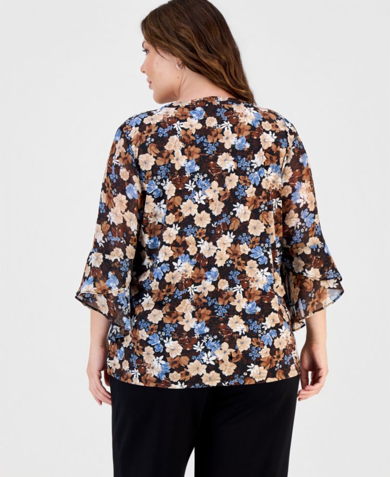 Plus Size V-Neck Flared 3/4-Sleeve Top