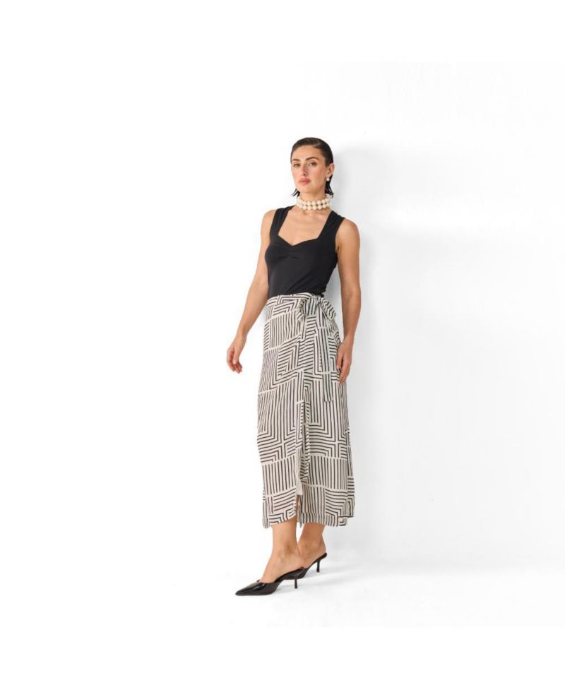 Women's Sweetheart Modal Neck Top