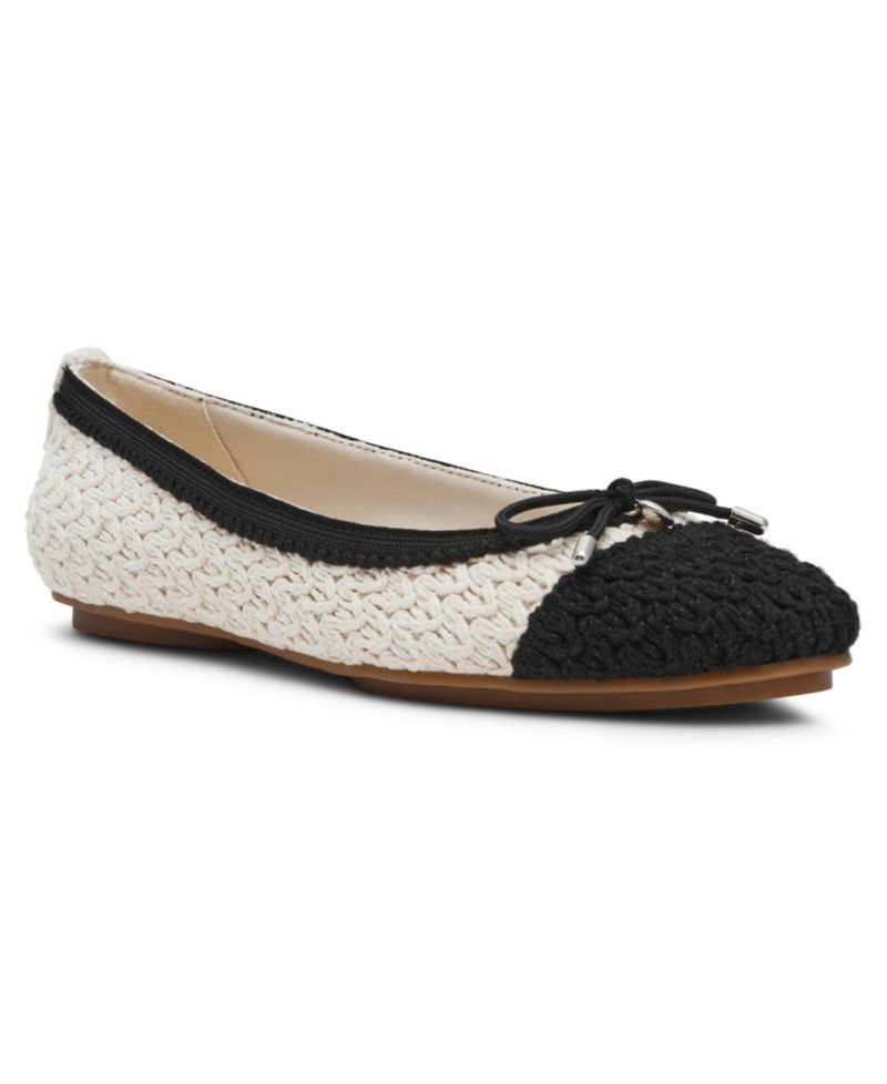 Women's Luci Crochet Cap Toe Ballet Flats