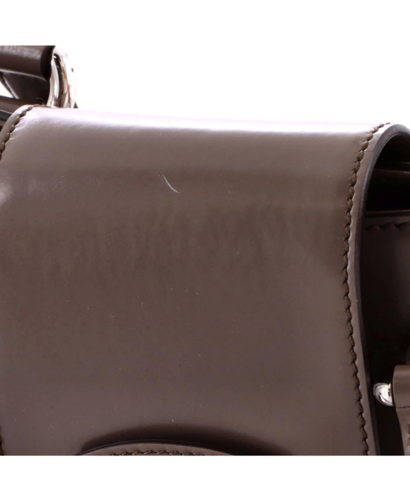 Medium Lady Lock Tote Leather