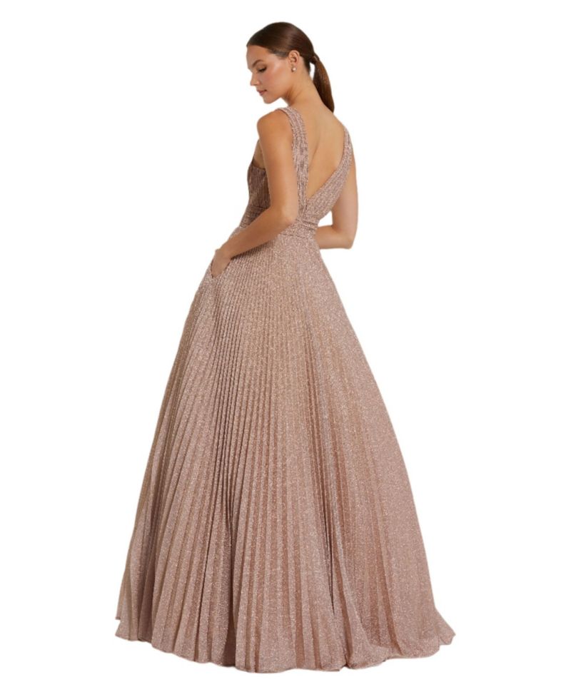 Women's Shimmering Georgette Pleated Sleeveless Gown