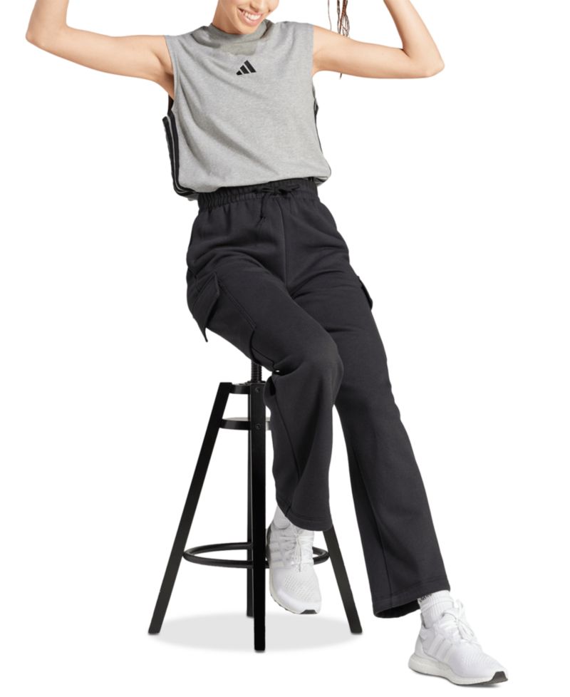 Women's Essentials Fleece Cargo Sweatpants