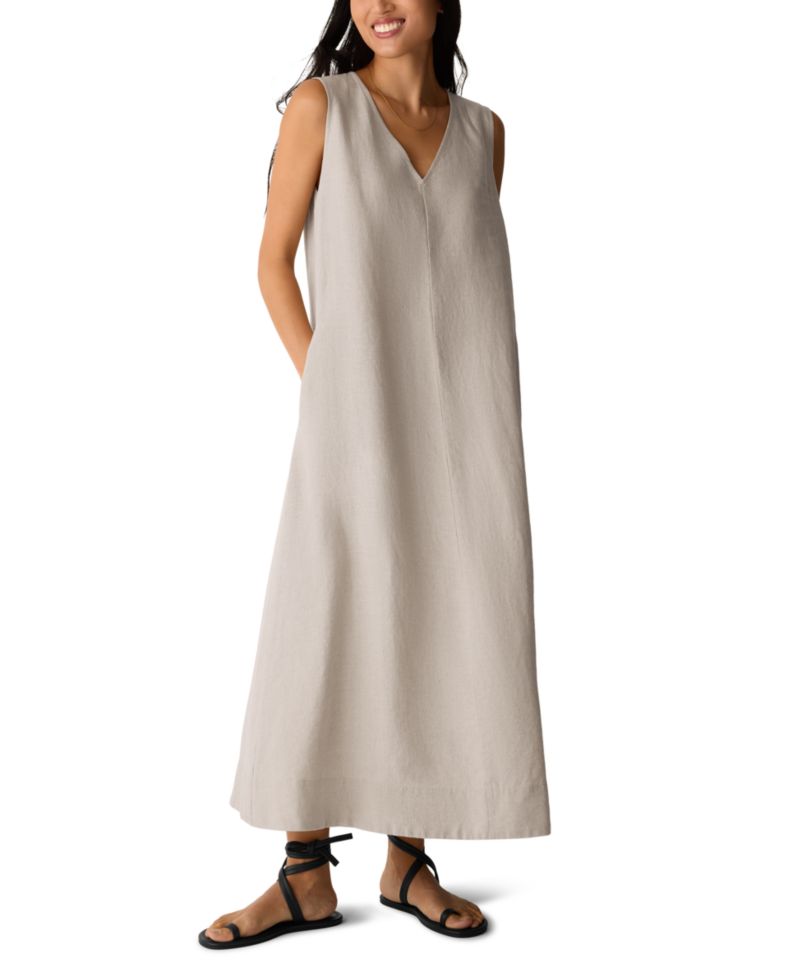 Women's & Plus Size Sleeveless V-Neck Dress