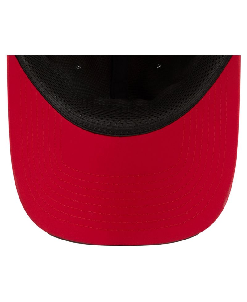 Men's Red Tampa Bay Buccaneers 2026 Sideline Casual Classic Adjustable Hat