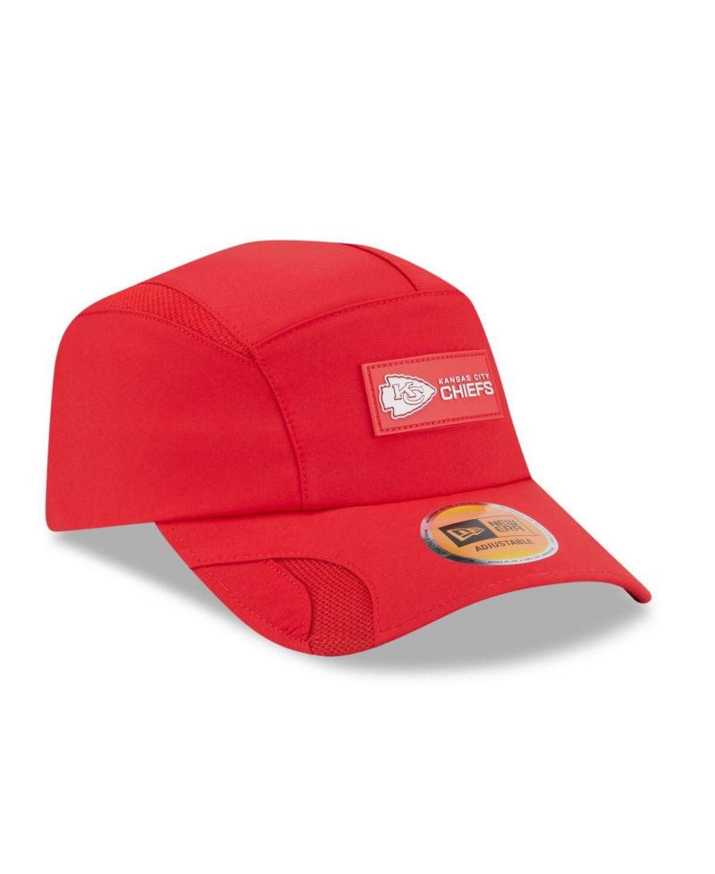 Men's Red Kansas City Chiefs 2025 Sideline Runner Adjustable Hat