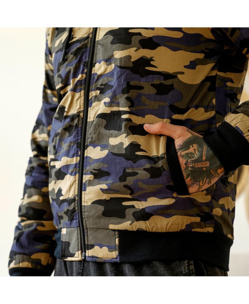 Men's Army Green & Khaki Beige Camouflage Fleece-Lined Jacket
