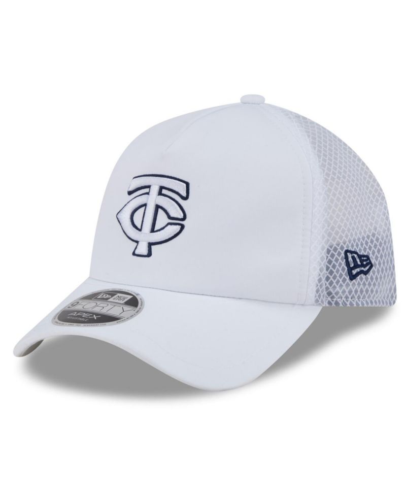 Men's White Minnesota Twins 2026 Batting Practice Apex 9FORTY Adjustable Trucker Hat