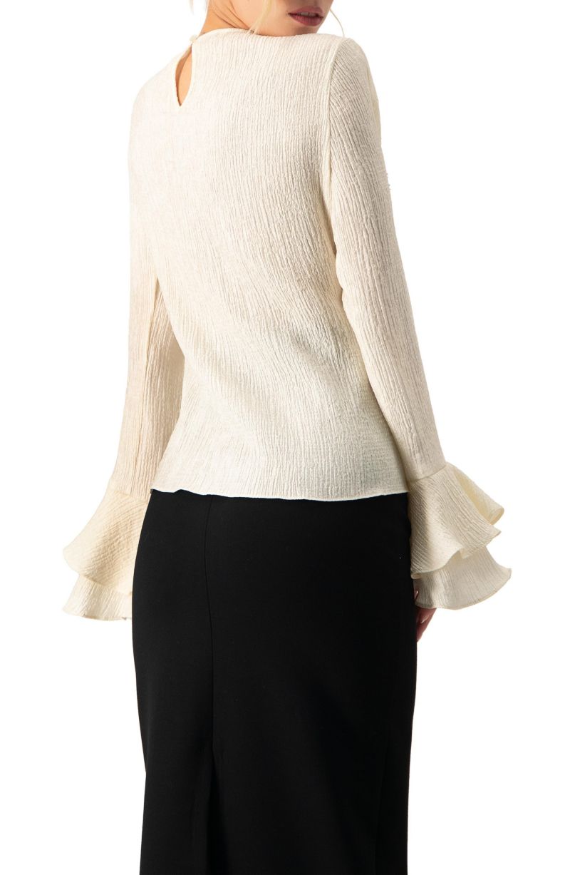 Women's Long Sleeve Ruffled Cuff Textured Blouse