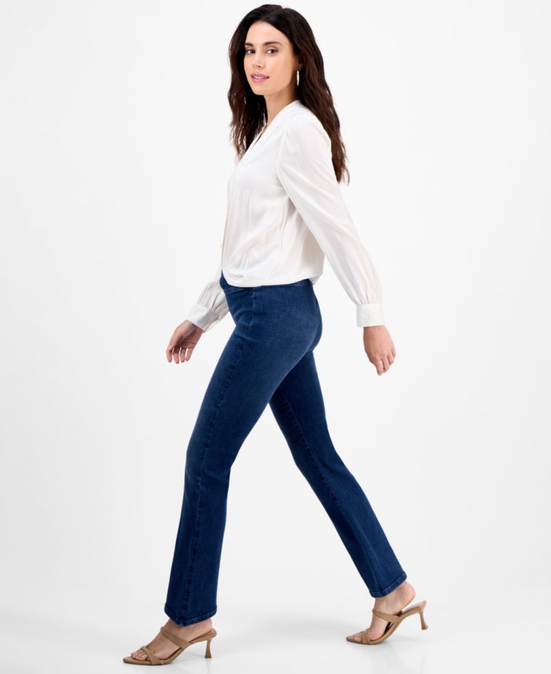 Petite Flared-Leg Pull-On Jeans