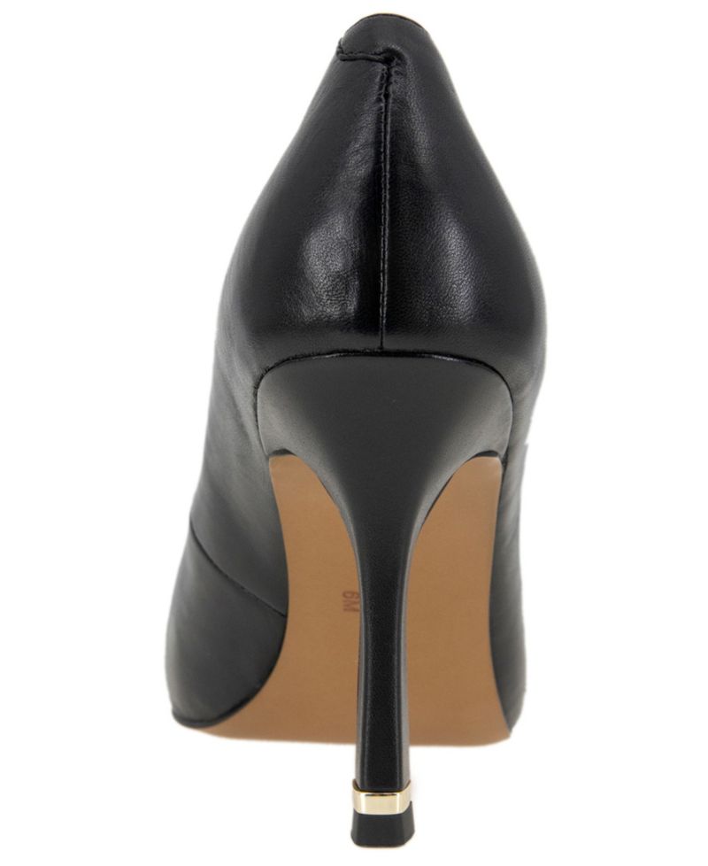 Women's Romi Pointed Toe Pumps