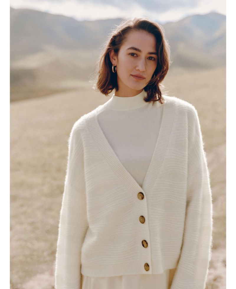 Women's Elegant V-Neck Cashmere Cardigan