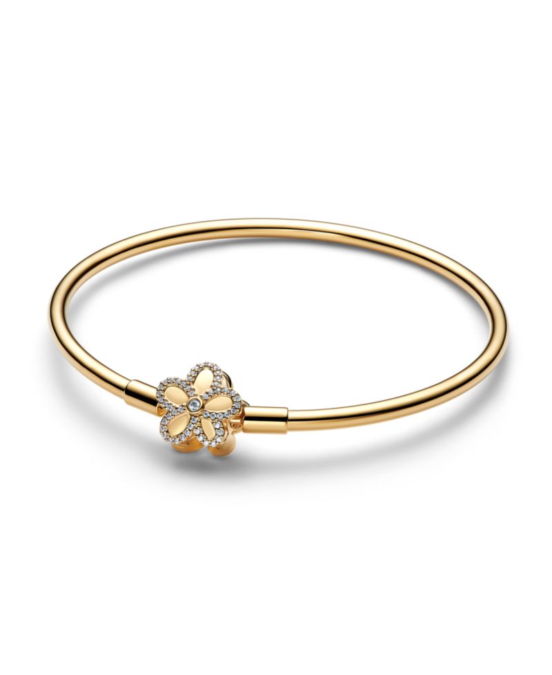 Pav&eacute; Flower Bangle