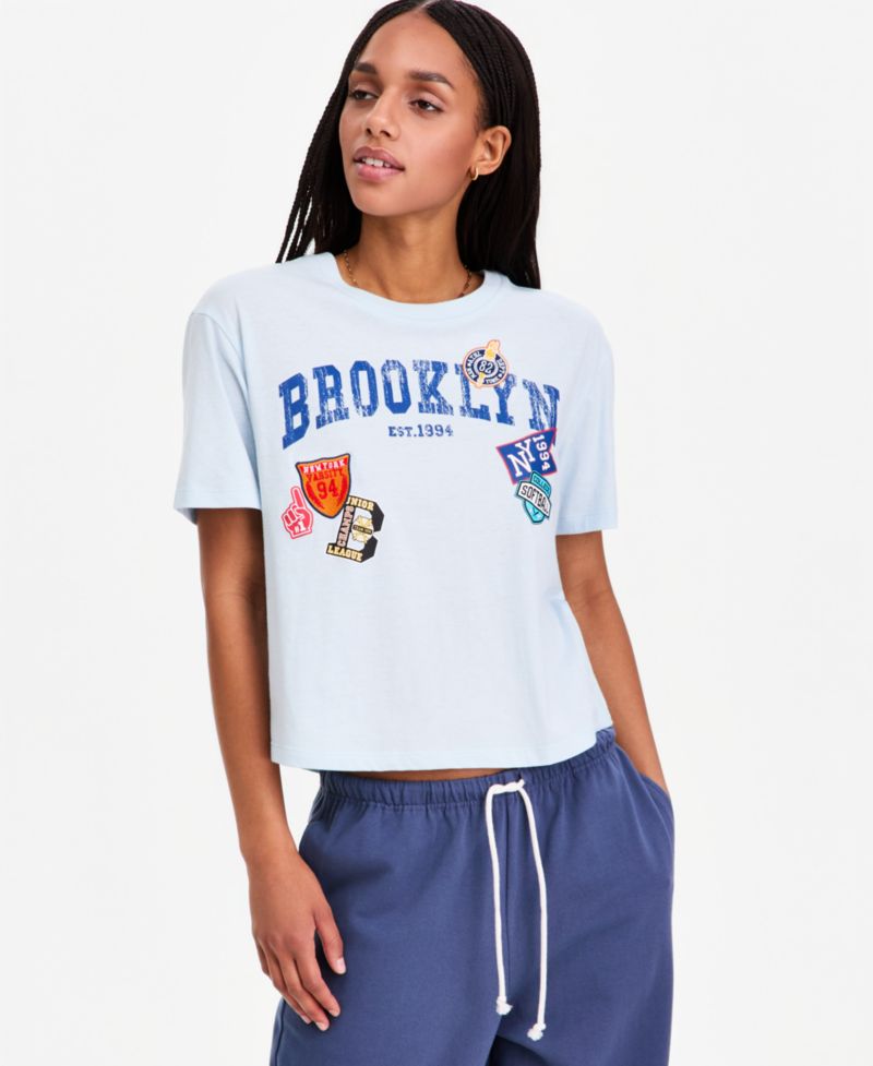 Juniors' Brookyln Patch Graphic Short-Sleeve Tee