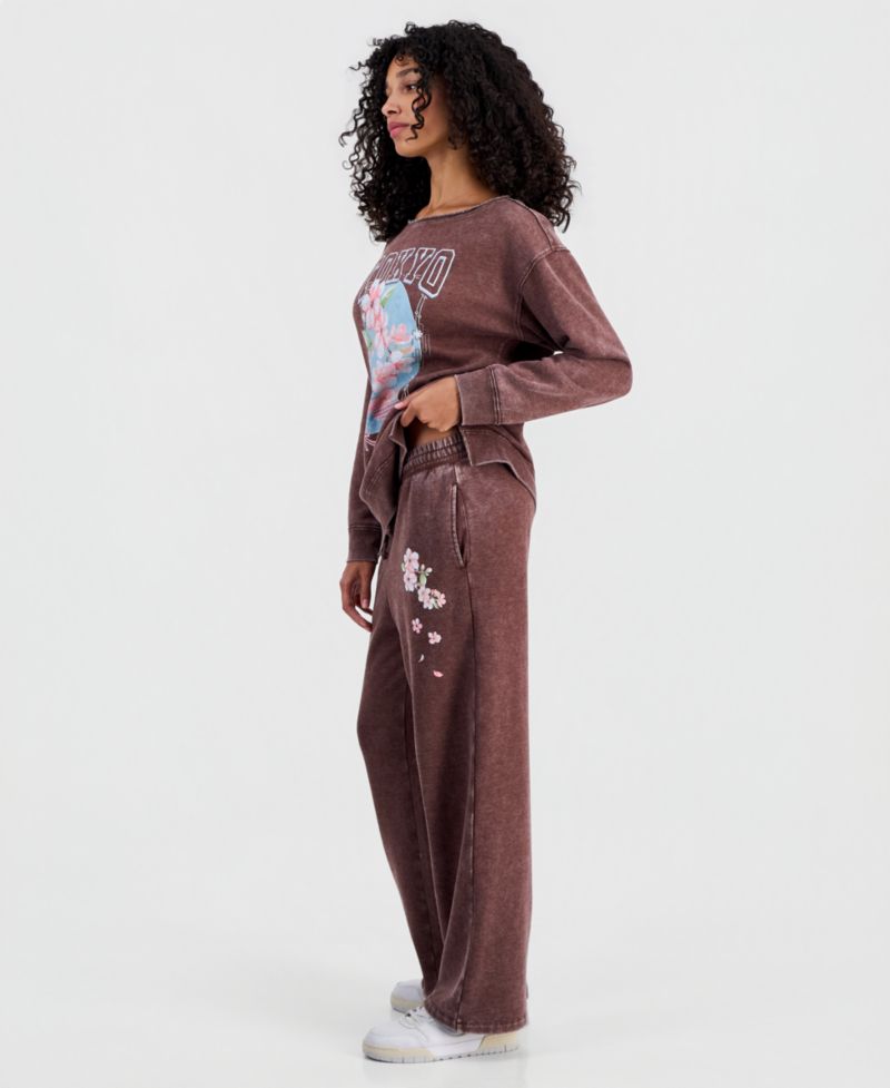 Juniors' Tokyo Flower Fleece Sweatpants