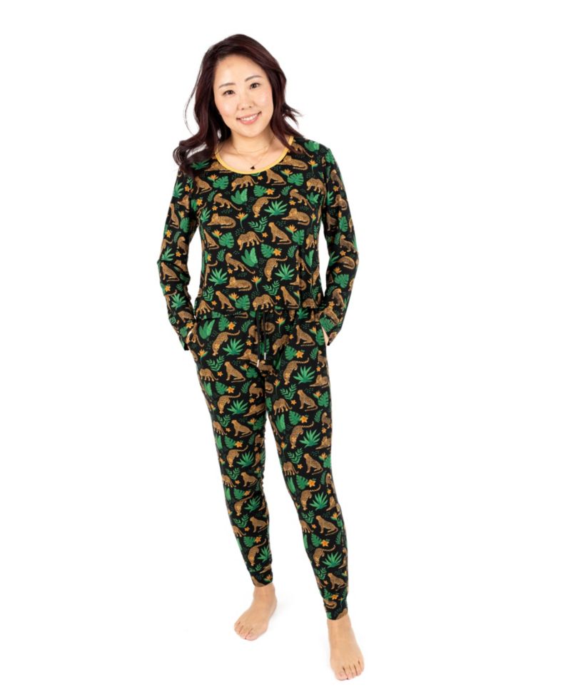 Women's Matching Family Two-Piece Cooling Bamboo Viscose Long Sleeve Pajamas - Nature and Wildlife Print