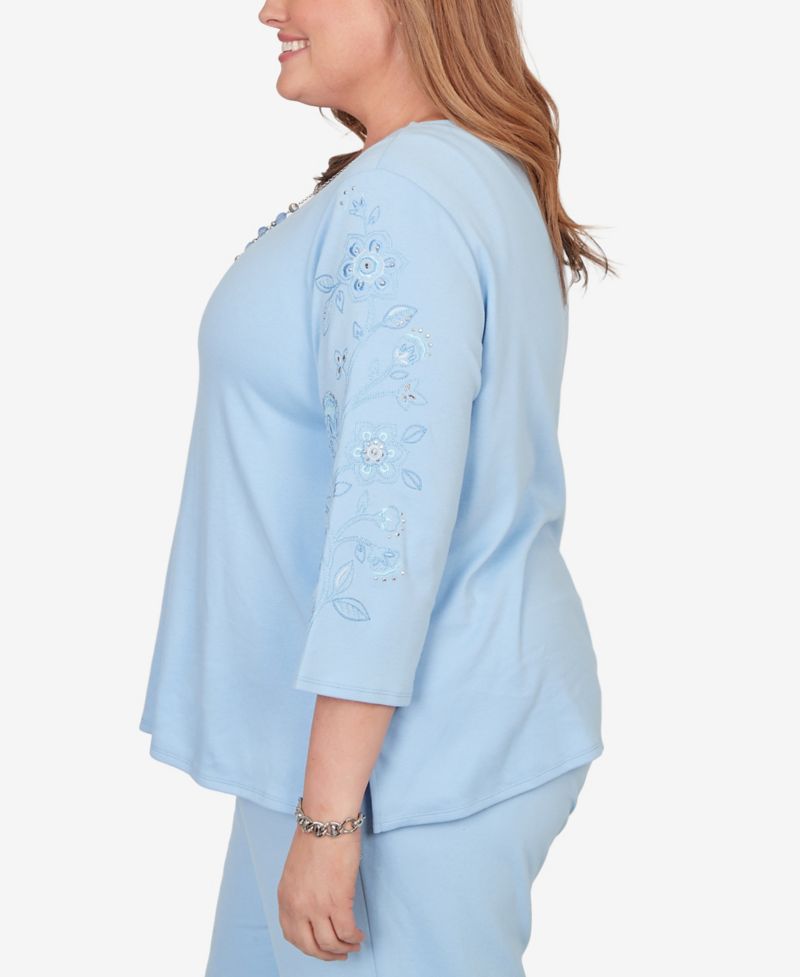 Plus Size Embroidered Floral-Sleeve Accent Top with Necklace