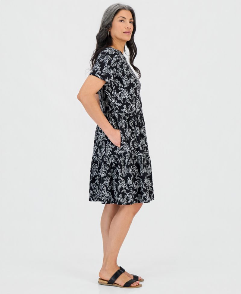 Petite Printed Short-Sleeve Tiered Knit Dress