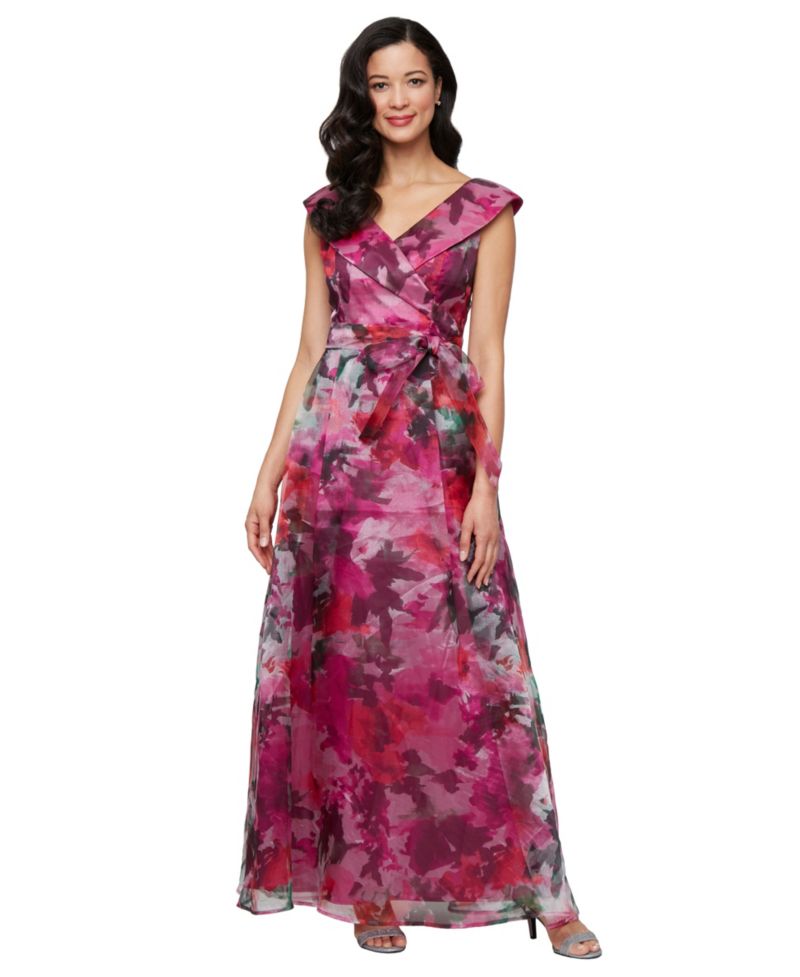 Plus Size Short-Sleeve V-Neck Ball Gown
