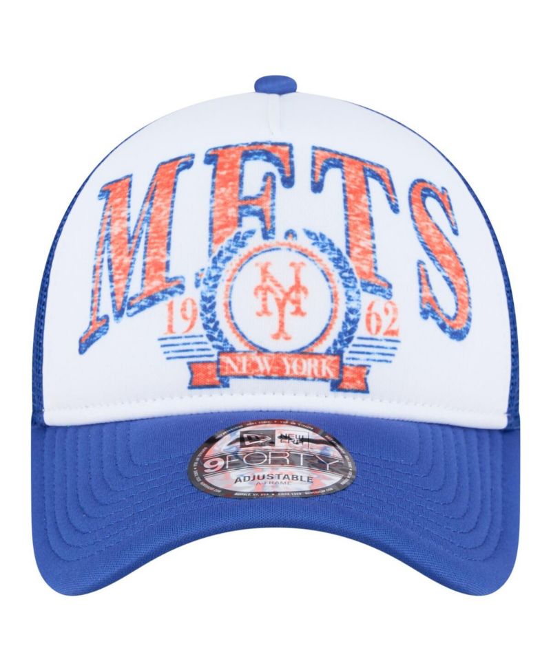 Men's White New York Mets Distressed 9FORTY A-Frame Adjustable Trucker Hat